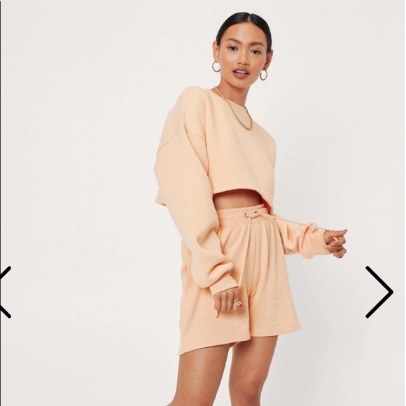 NWT Nasty Gal Cropped Crewneck Sweatshirt - Picture 2 of 3